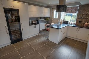 Kitchen / Diner- click for photo gallery